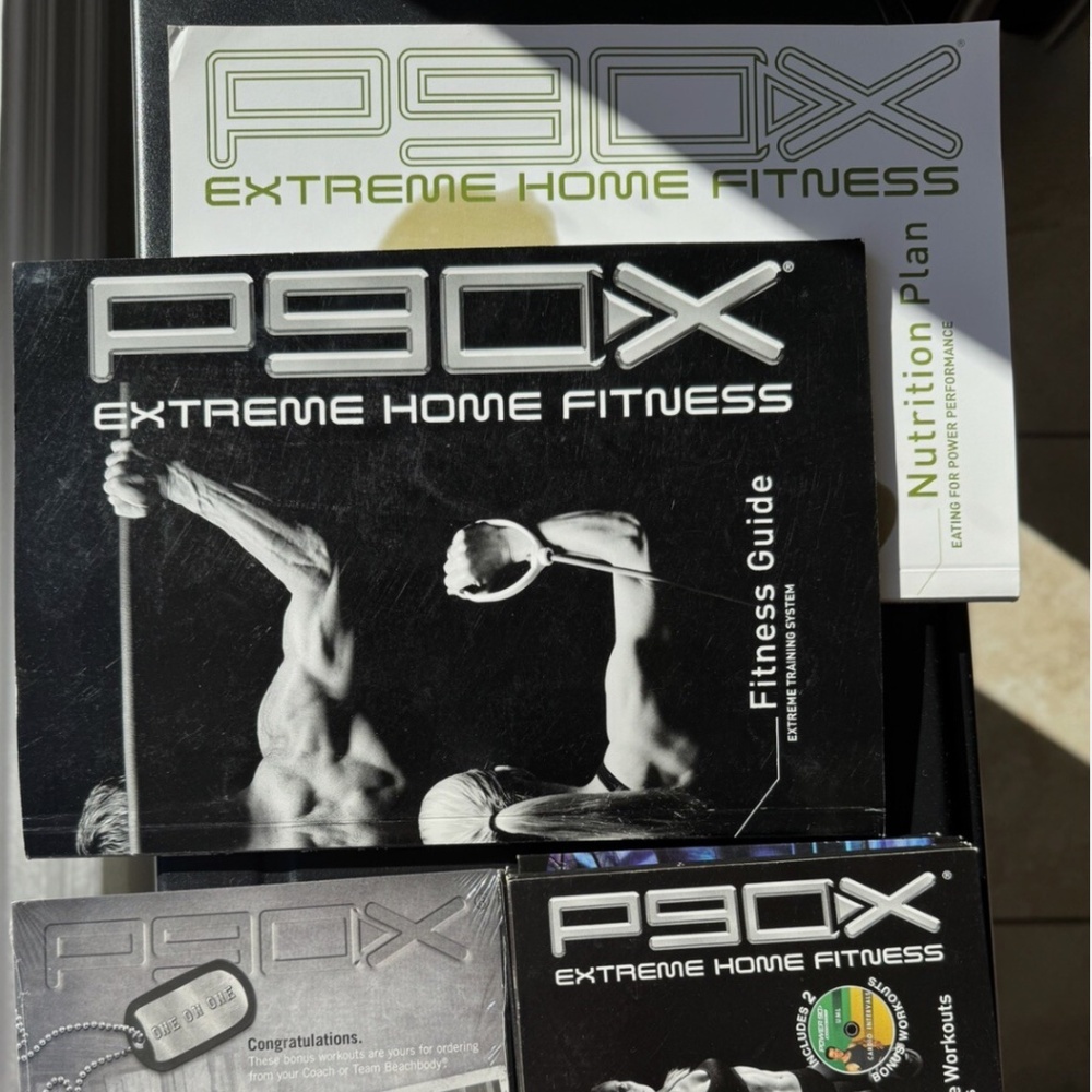 P90X Extreme Home Fitness Workout Set 12 DVD + Fitness Guide and Nutrition Plan